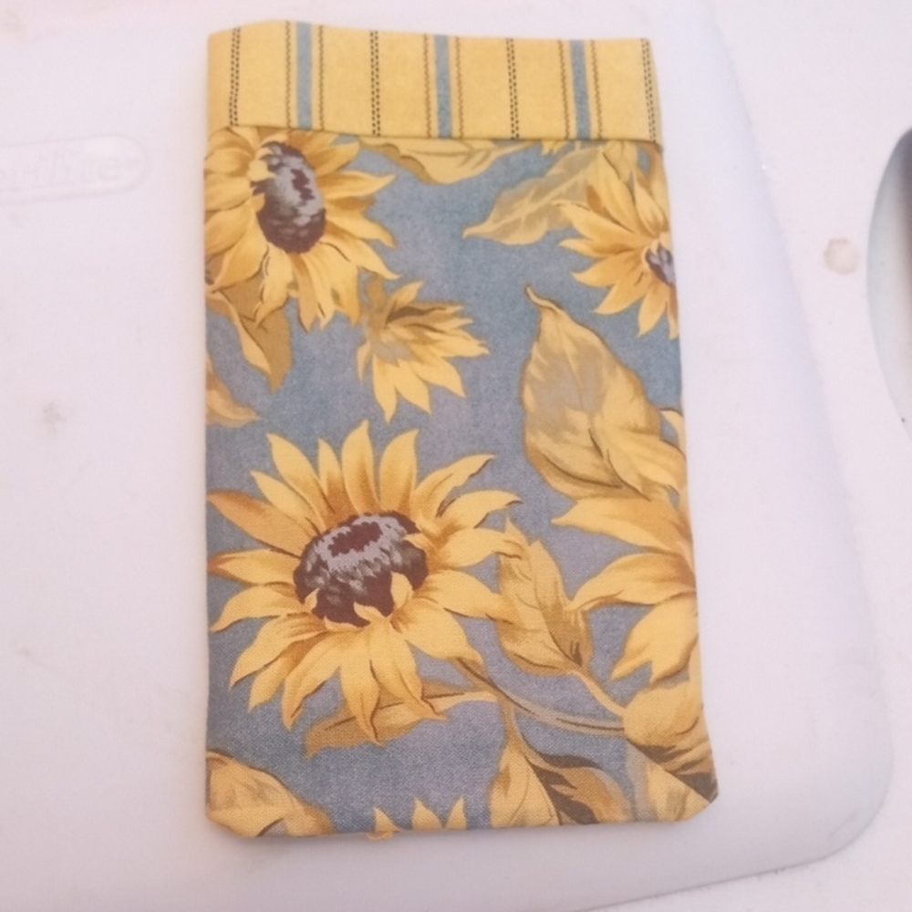Sunflower Design Baby Gym Bag Purse Tote Carry-All With Handles & Matching Case - Picture 10 of 16